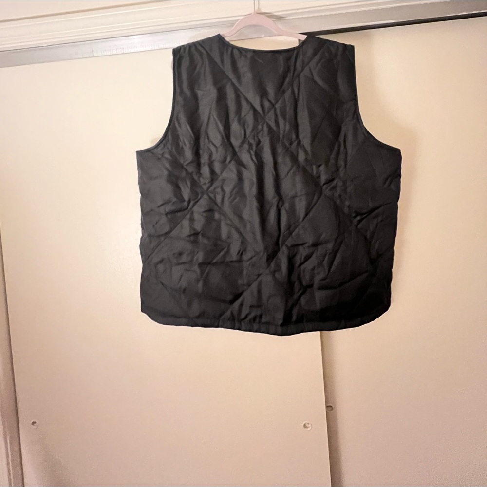 Socialite black lightweight vest plus - Picture 4 of 6